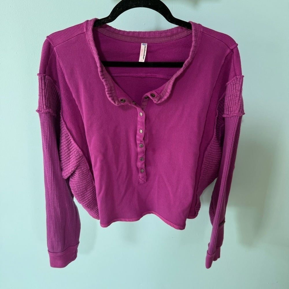 FREE PEOPLE FP MOVEMENT MAGENTA BACK TO ME LAYER CROPPED HENLEY SHIRT TOP S - Picture 1 of 8
